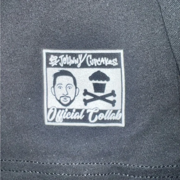Johnny Cupcakes Biggie Collab T-Shirt Size Large New Never Worn!!!! 100% cotton - Picture 3 of 4